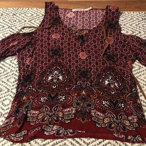 •maroon floral bell sleeve top with suede tie